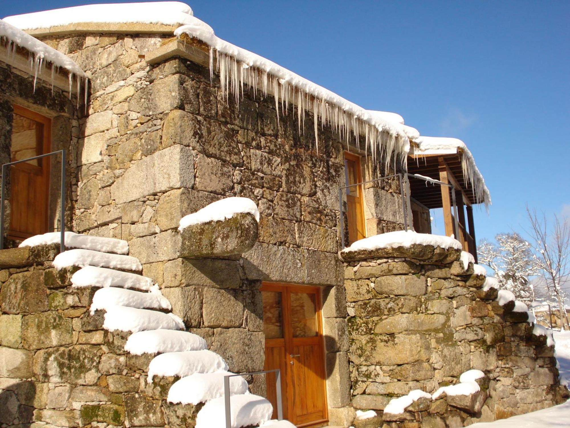 Casa Da Feira Guest House Lobios Bagian luar foto