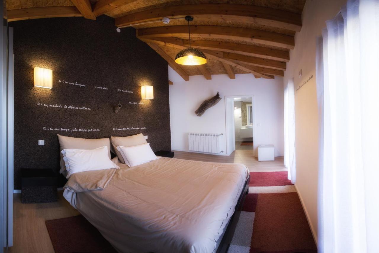 Casa Da Feira Guest House Lobios Bagian luar foto